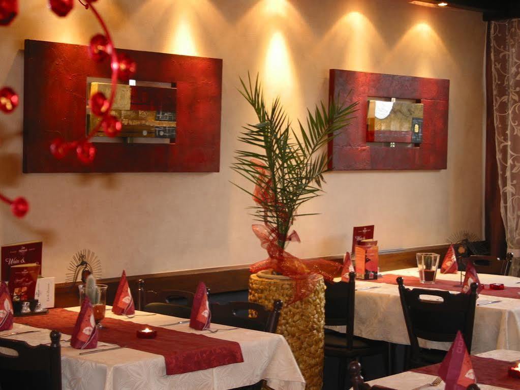 Restaurant Landgasthof Zum Wiesengrund Newel المظهر الخارجي الصورة